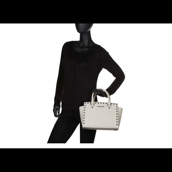 ❌ SOLD ❌ Michael Kors Studded Leather Satchel - Picture 12 of 13